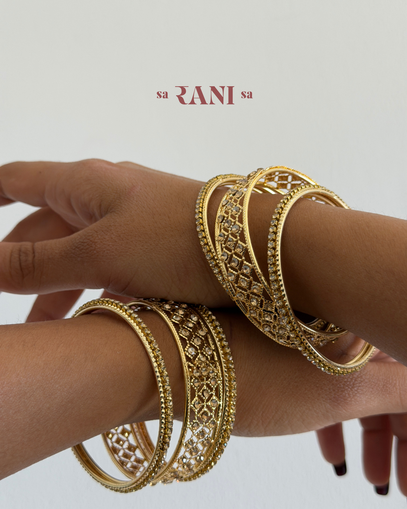 Jaali Crystal Bangle