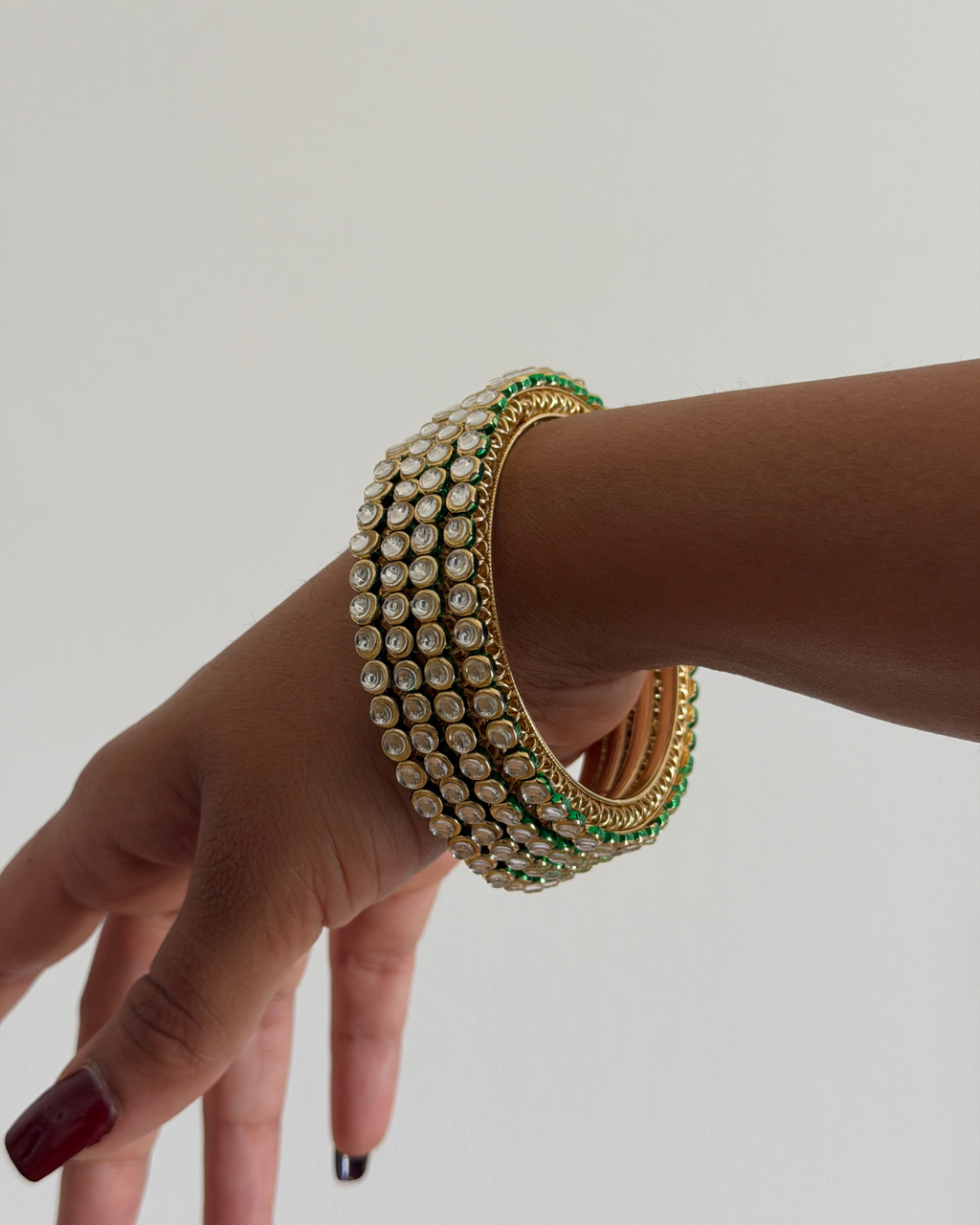 Kundan Emerald Bangle