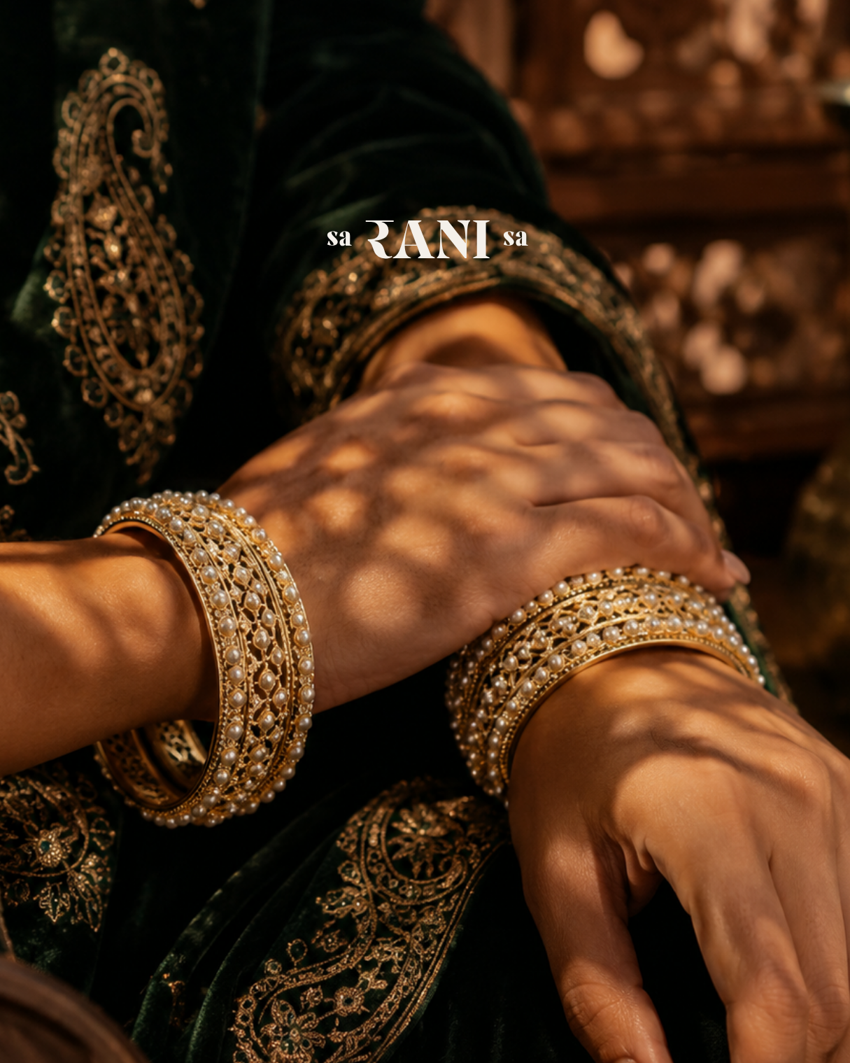 Jaali Pearl Bangle
